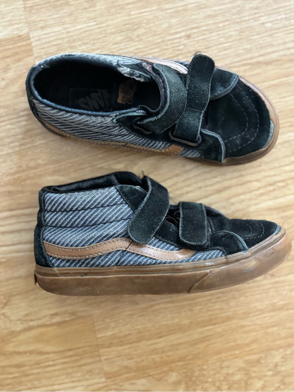 Vans Kids High-Top Sneakers in Black and Brown